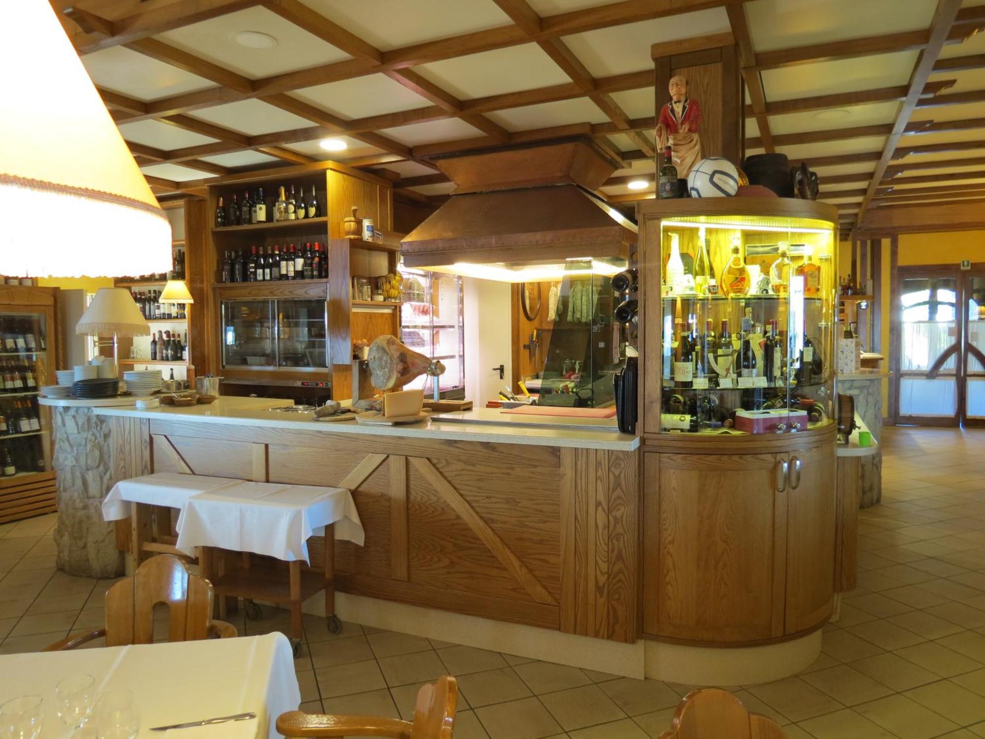 La Baita D'Oro Ristorante Residence Monteduro エクステリア 写真