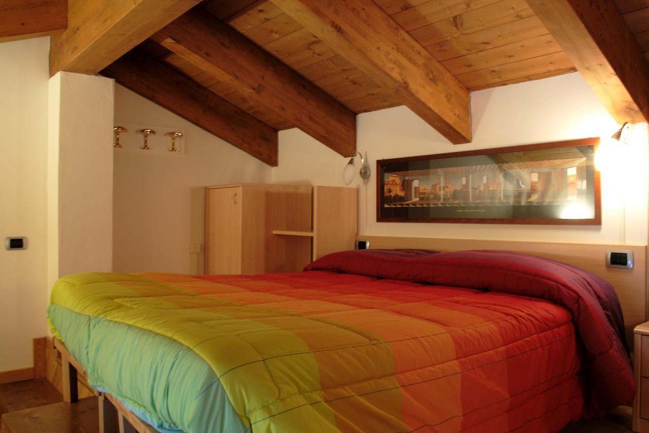 La Baita D'Oro Ristorante Residence Monteduro エクステリア 写真