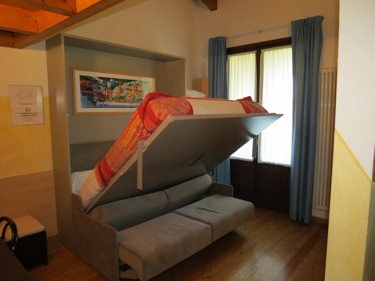 La Baita D'Oro Ristorante Residence Monteduro エクステリア 写真