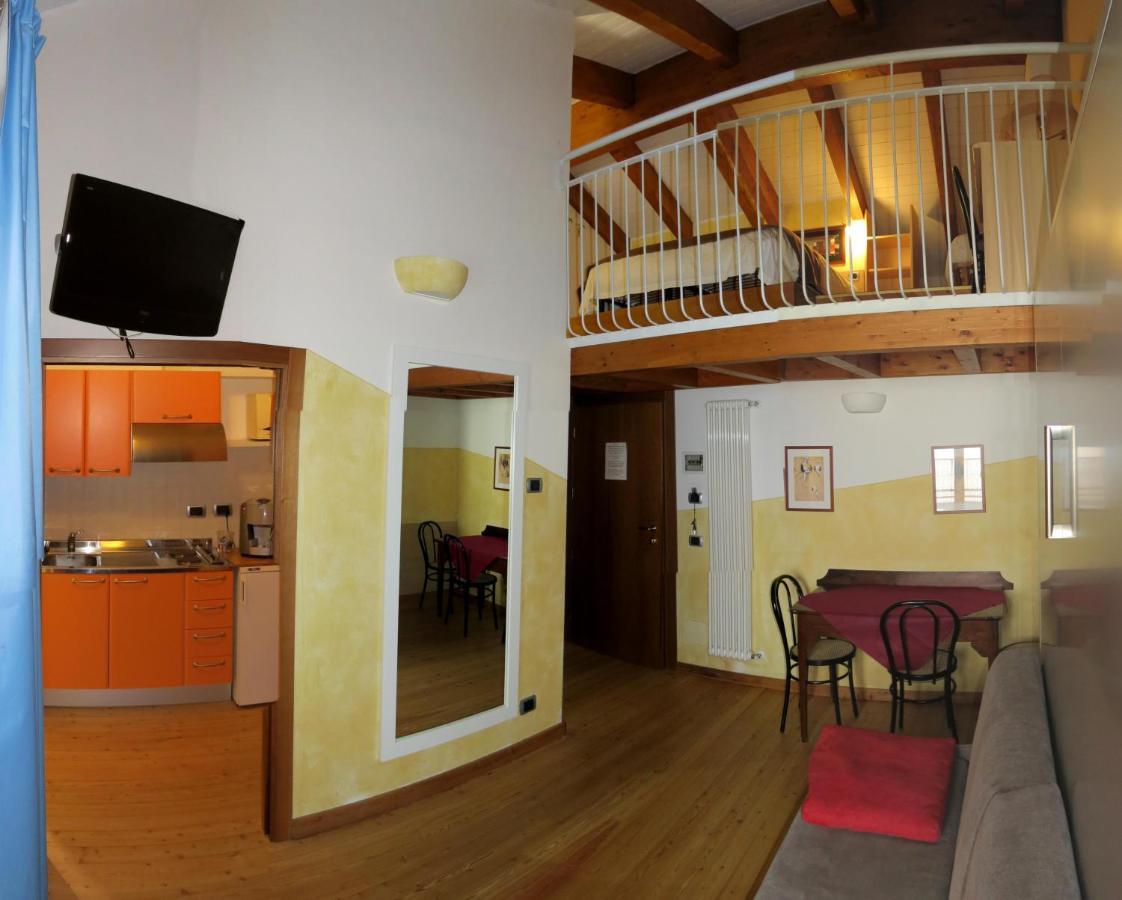La Baita D'Oro Ristorante Residence Monteduro エクステリア 写真